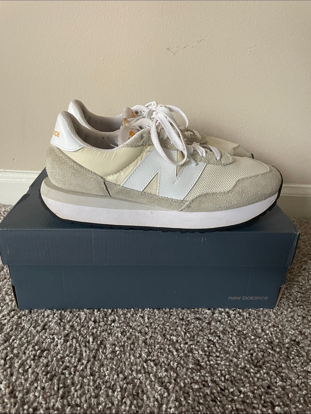 New Balance Cream White Retro Runner Sneakers